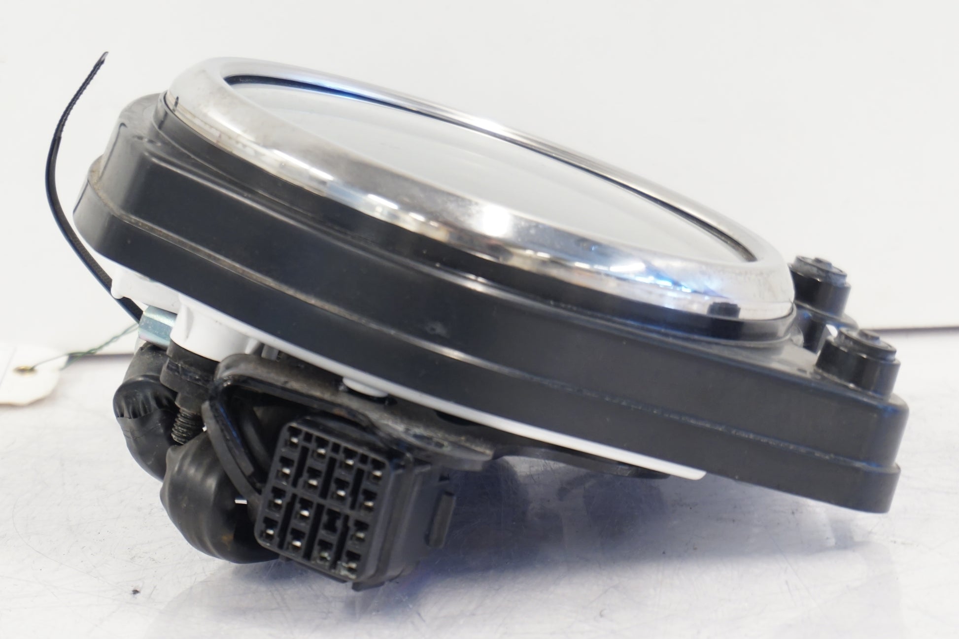 Snett uppifrån på Instrumentkonsoll från en Kawasaki VN 2000 -2006 motorcykel.