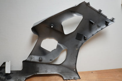 Höger sida på Sidkåpa från en Suzuki GSX-R 1000 -2003 motorcykel.