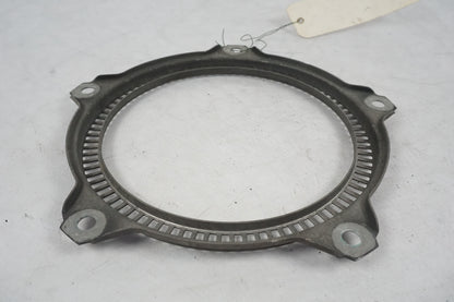 Höger sida på ABS krans från en BMW R 850 R -2004 motorcykel.