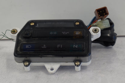 Baksidan på Instrumentpanel från en Honda VTX 1800 -2002 motorcykel.