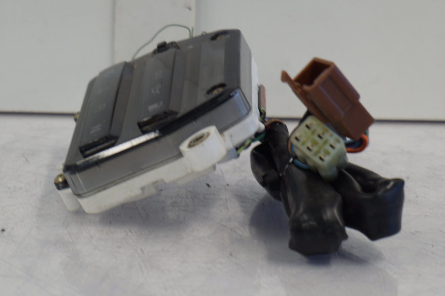 Höger sida på Instrumentpanel från en Honda VTX 1800 -2002 motorcykel.