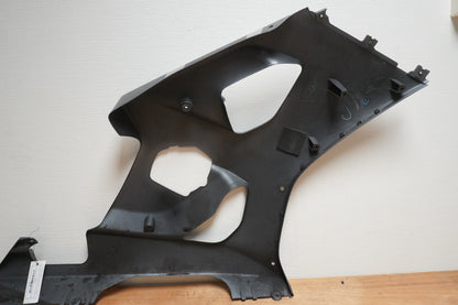 Snett uppifrån på Sidkåpa från en Suzuki GSX-R 1000 -2003 motorcykel.