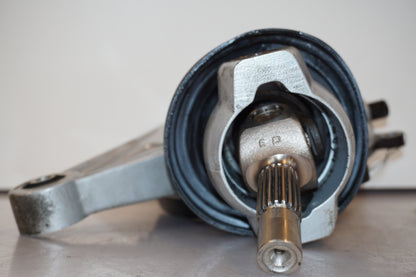 Höger sida på Slutväxel från en BMW R 1100 R -1995 motorcykel.