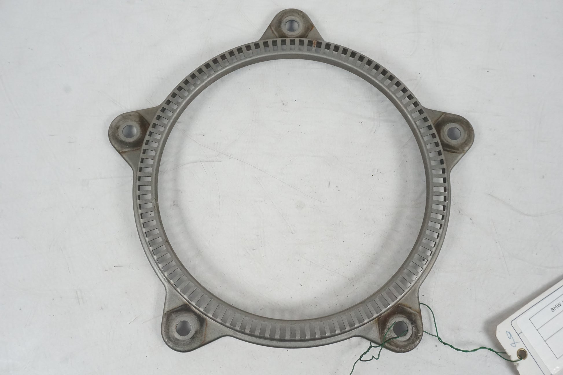 Framsidan på ABS krans från en BMW K 1200 LT -2004 motorcykel.