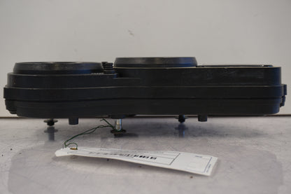 Baksidan på Instrumentpanel från en Kawasaki ZX-9R -1998 motorcykel.