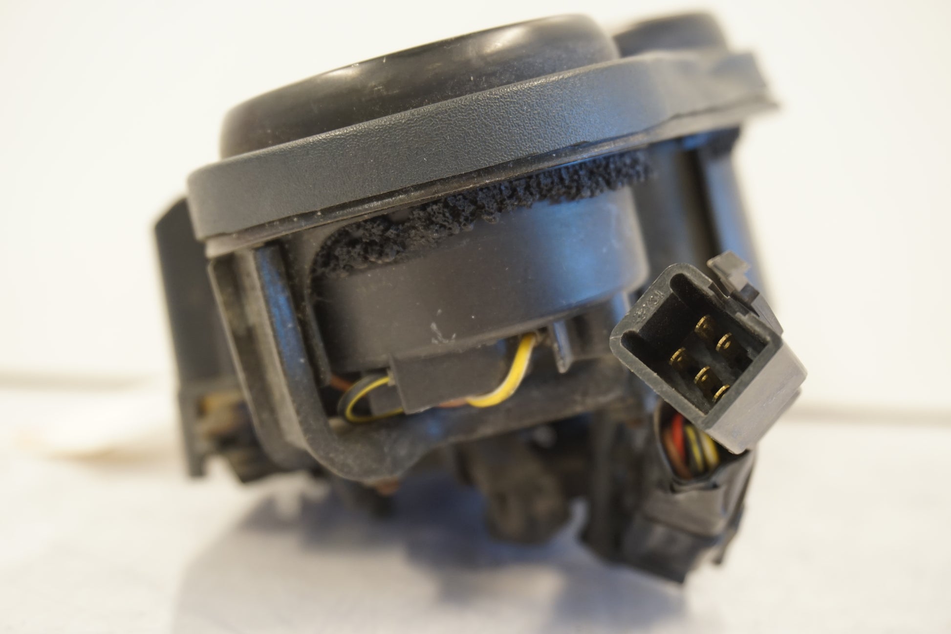 Höger sida på Instrumentpanel från en Kawasaki ZXR 750 -1993 motorcykel.