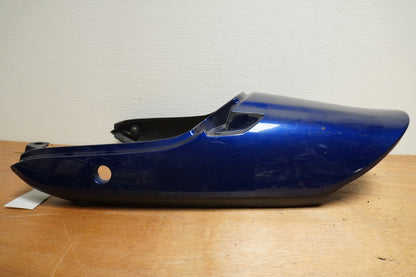 Höger sida på Bakvinge från en Suzuki GSX 750 -1998 motorcykel.