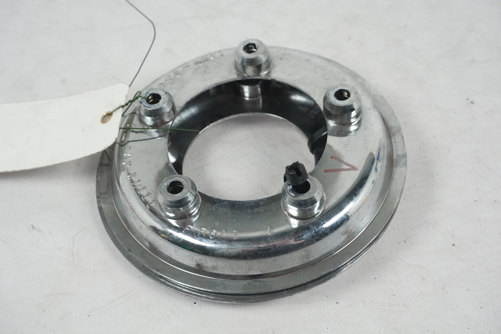 Framsidan på Bromsskivedekor från en Yamaha XV 1100 -1996 motorcykel.