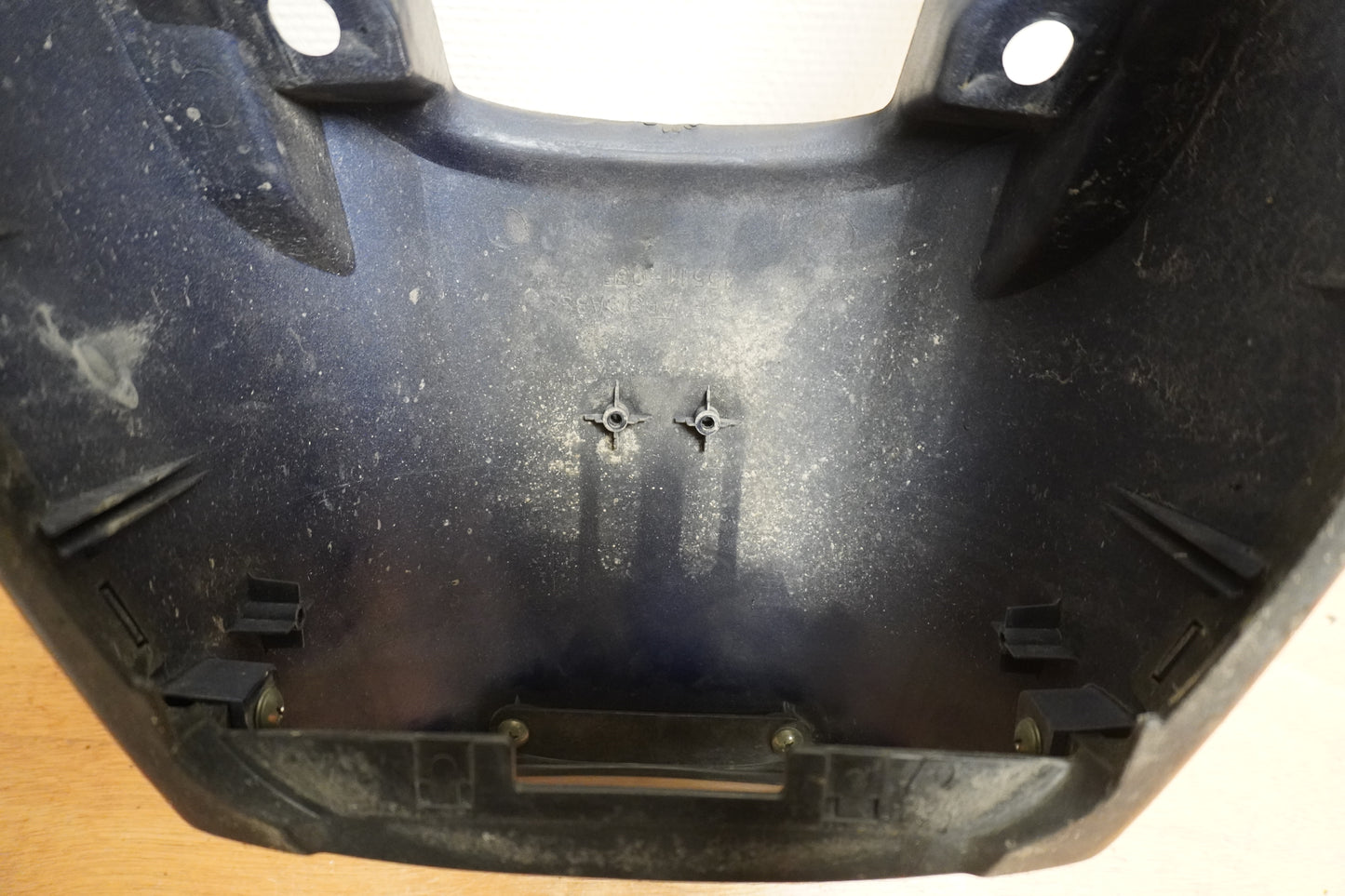 Extrabild2 på Bakvinge från en Suzuki GSX 750 -1998 motorcykel.