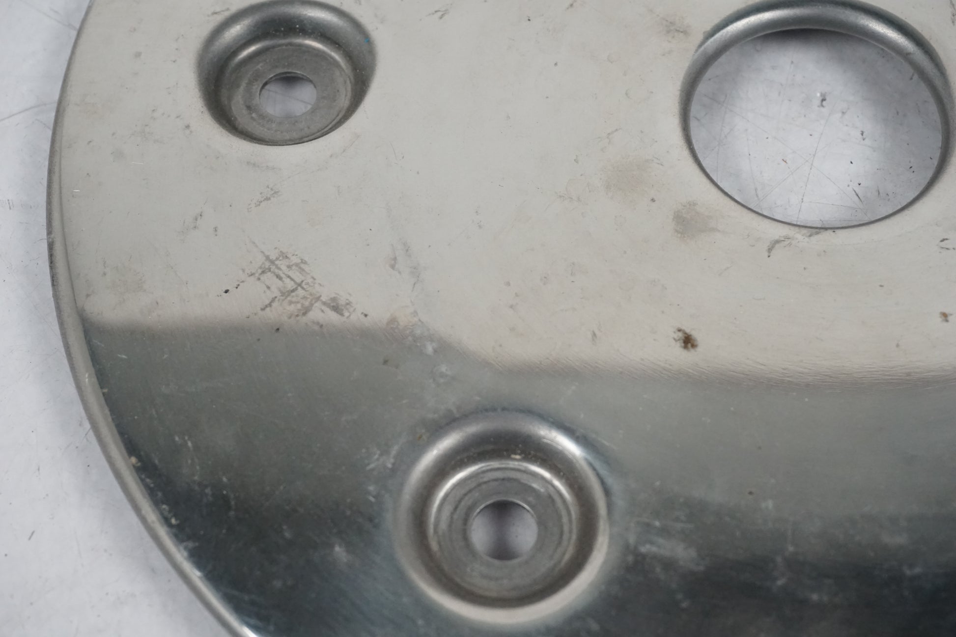 Höger sida på Bromsskivedekor från en Yamaha XV 1600 -2002 motorcykel.