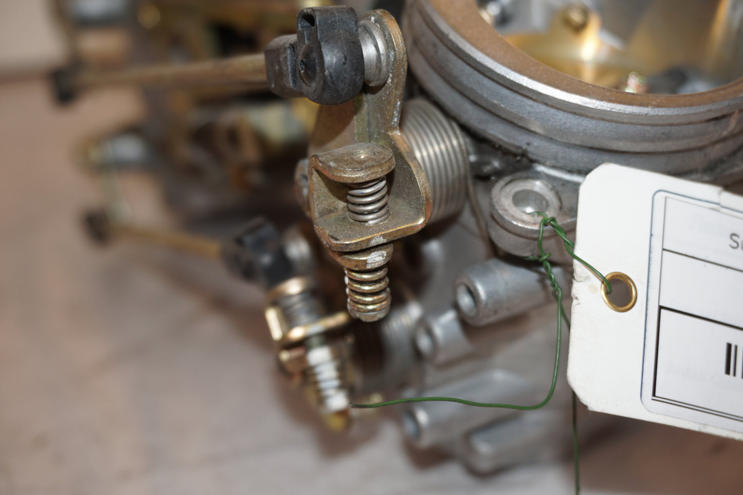 Extrabild4 på Spjällhus från en Suzuki SV 1000 -2004 motorcykel.