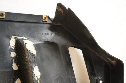 Snett nerifrån på Sidkåpa från en Suzuki GSX-R 1100 -1991 motorcykel.