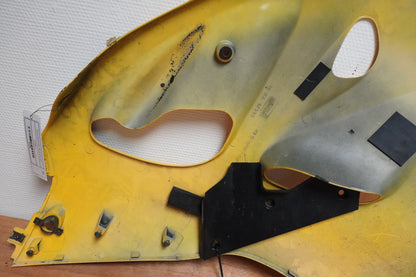 Extrabild2 på Sidkåpa från en Suzuki GSX-R 600 -1999 motorcykel.