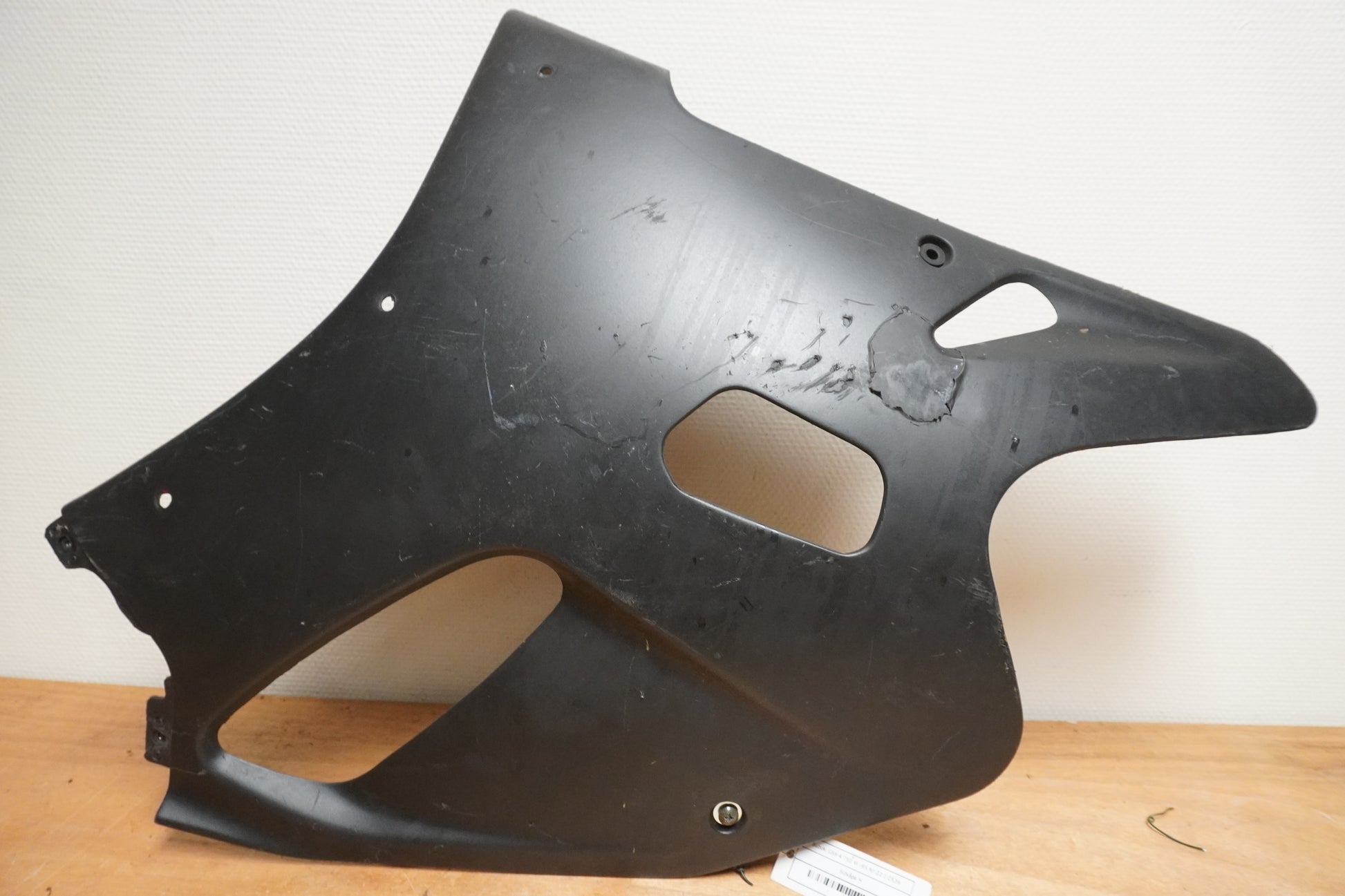 Framsidan på Sidkåpa från en Suzuki GSX-R 750 -1995 motorcykel.