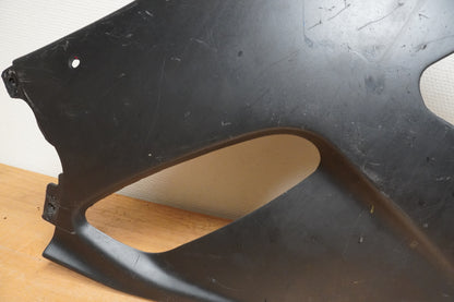 Baksidan på Sidkåpa från en Suzuki GSX-R 750 -1995 motorcykel.