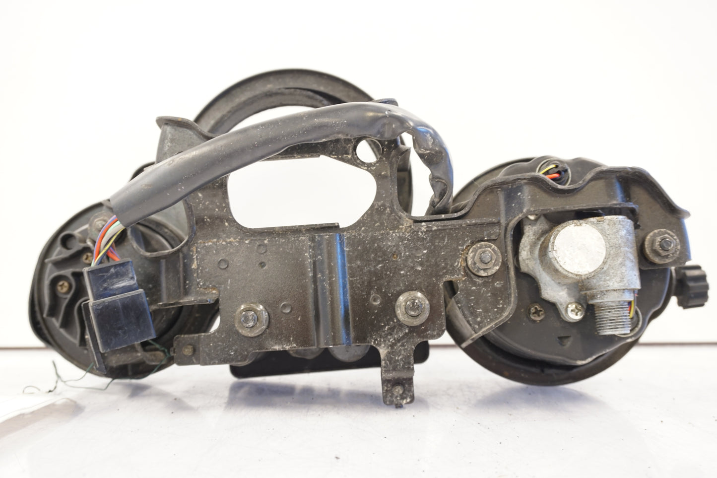 Snett nerifrån på Instrumentpanel från en Kawasaki ZXR 750 -1989 motorcykel.