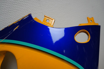 Snett uppifrån på Sidkåpa från en Suzuki GSX-R 750 -1996 motorcykel.