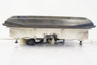 Baksidan på Instrumentpanel från en Suzuki GSX 1100 F -1988 motorcykel.