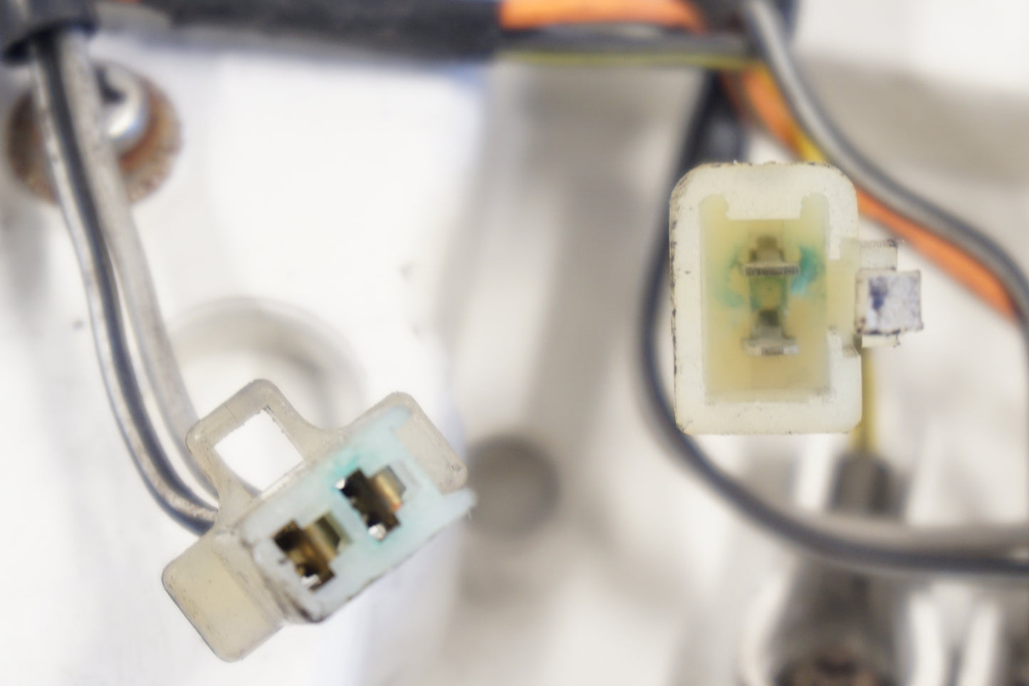 Extrabild2 på Instrumentpanel från en Suzuki GSX 1100 F -1988 motorcykel.