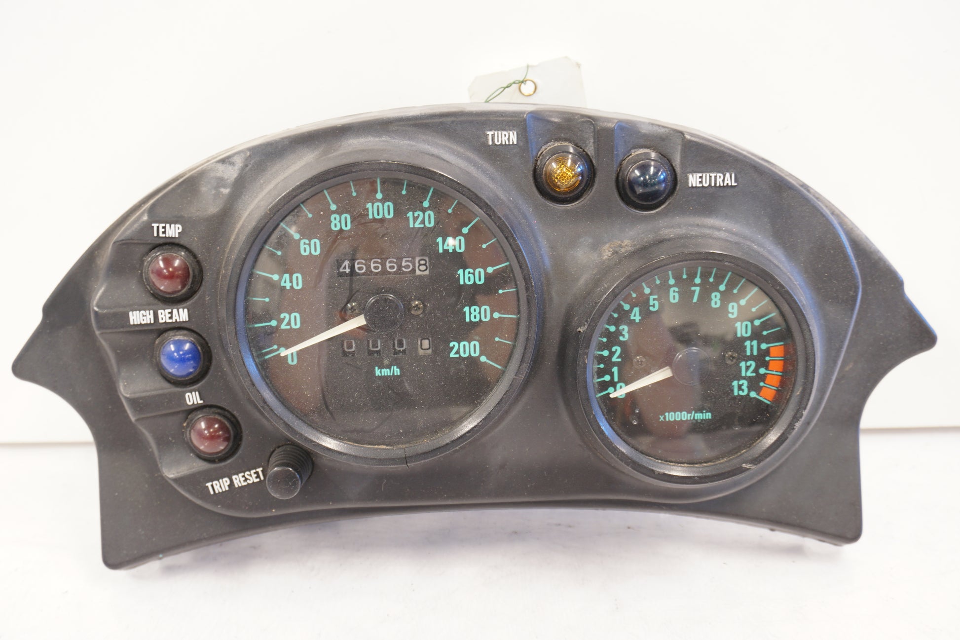 Framsidan på Instrumentpanel från en Kawasaki KLE 500 -1991 motorcykel.