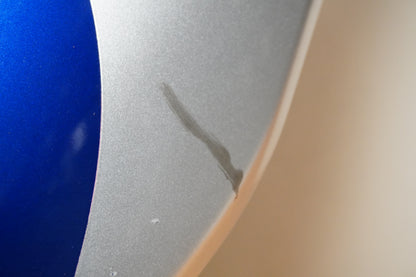 Vänster sida på Sidkåpa från en Suzuki GSX 1300 R -2002 motorcykel.