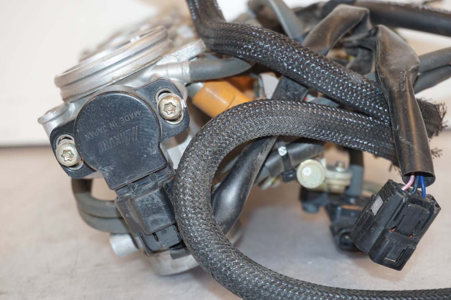 Extrabild1 på Spjällhus från en Yamaha FZ-6 -2005 motorcykel.