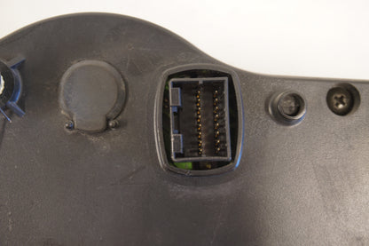 Extrabild1 på Instrumentpanel från en Kawasaki ZX-6R -1998 motorcykel.