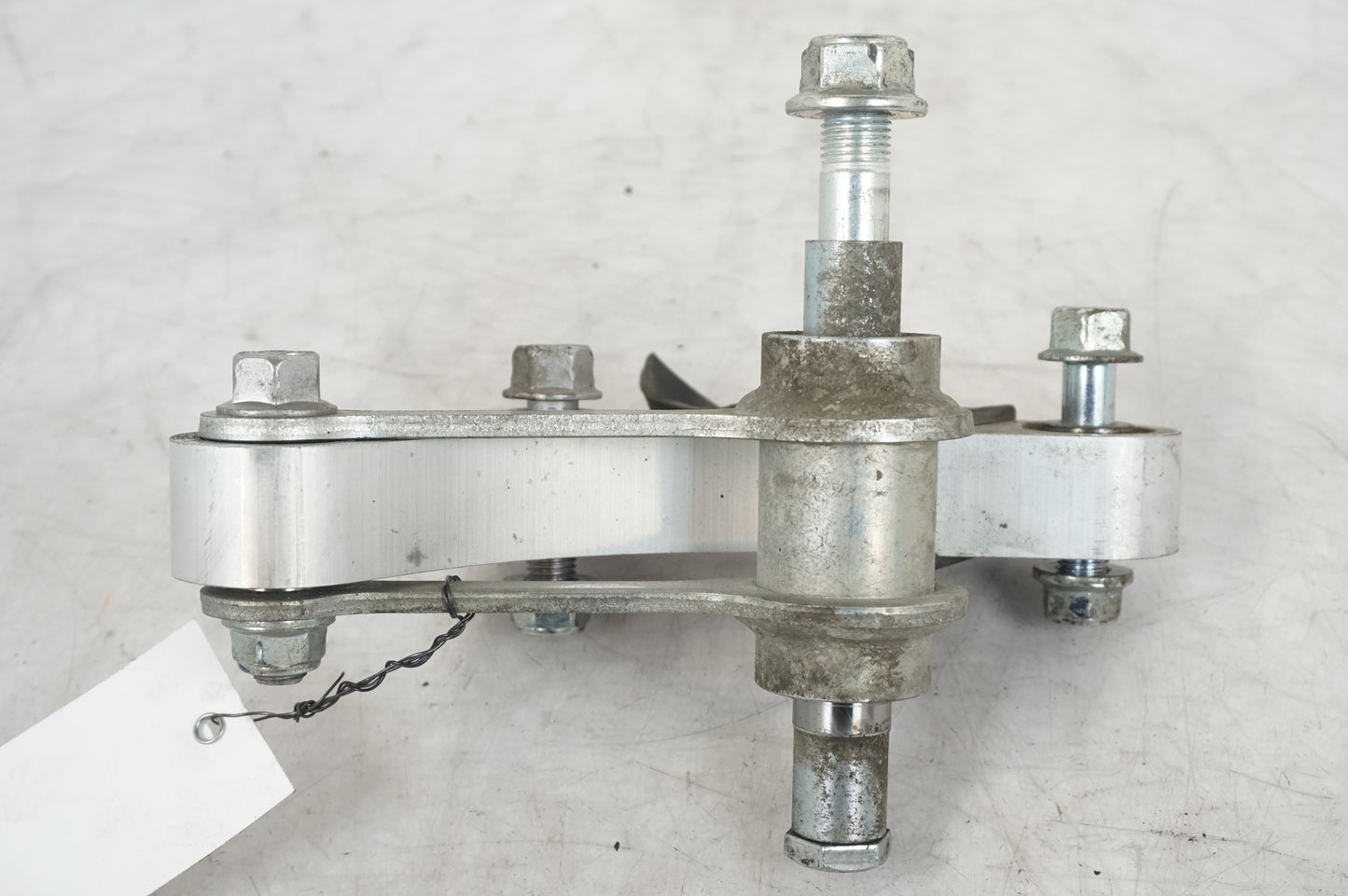 suspension de l'amortisseur