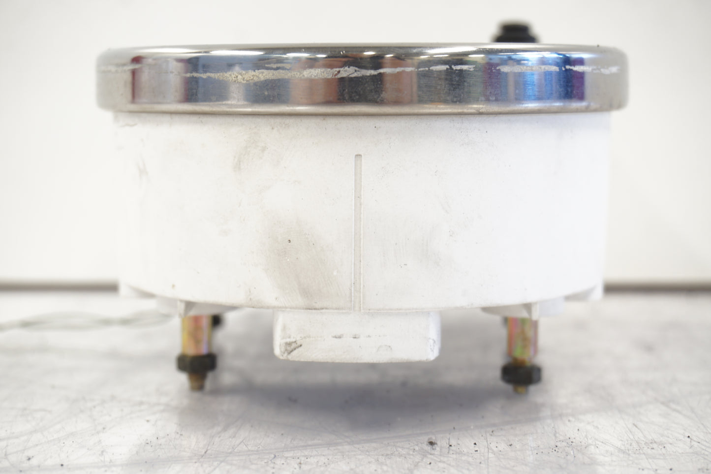 Vänster sida på Instrumentpanel från en Suzuki VL 1500 -1998 motorcykel.