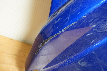 Vänster sida på Sidkåpa från en Yamaha MT-07 Tracer -2016 motorcykel.