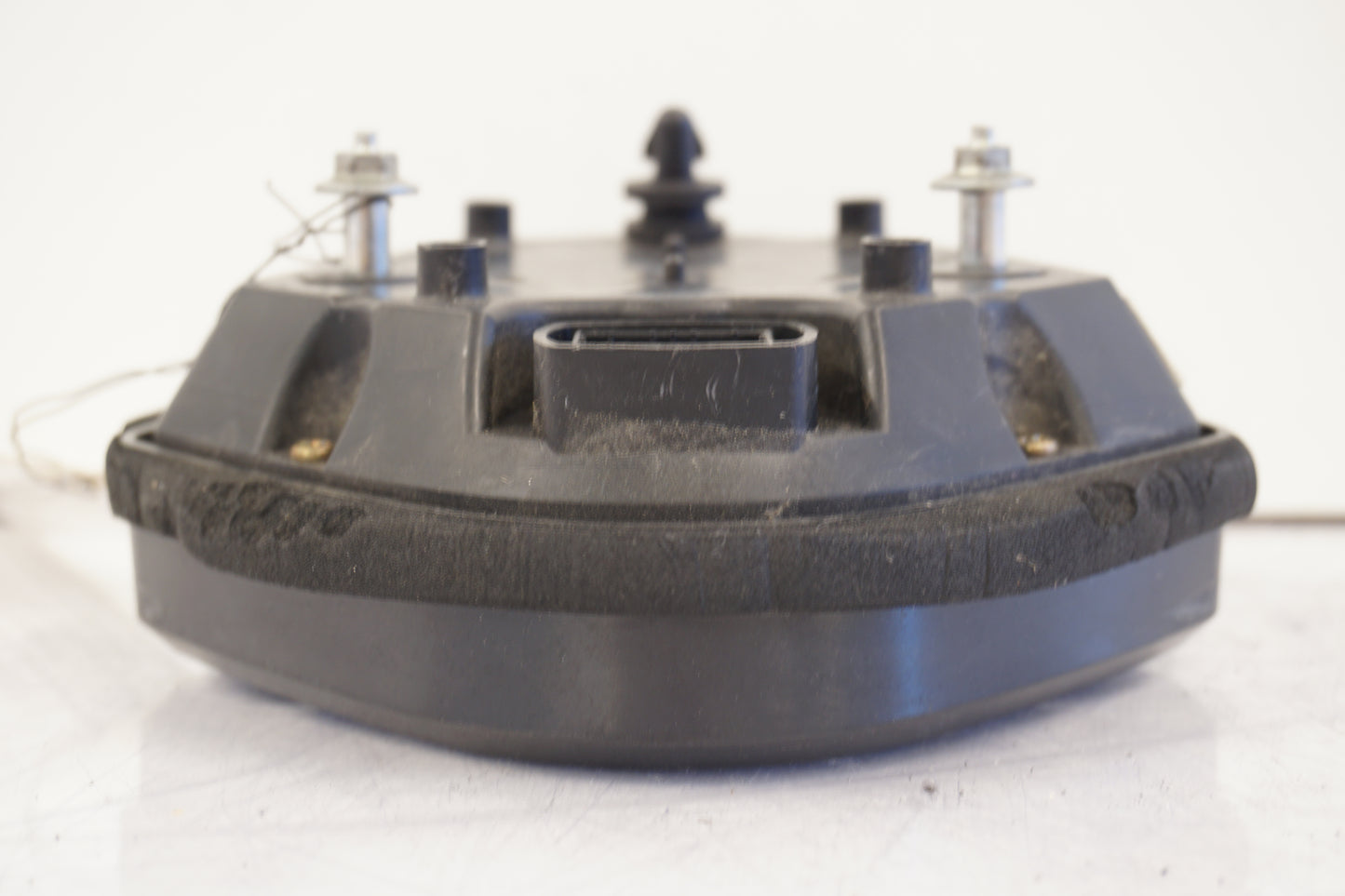 Vänster sida på Instrumentpanel från en Suzuki SV 1000 -2005 motorcykel.