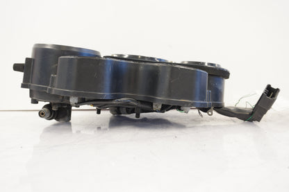 Baksidan på Hastighetsmätare från en Suzuki GSX-R 750 -1992 motorcykel.