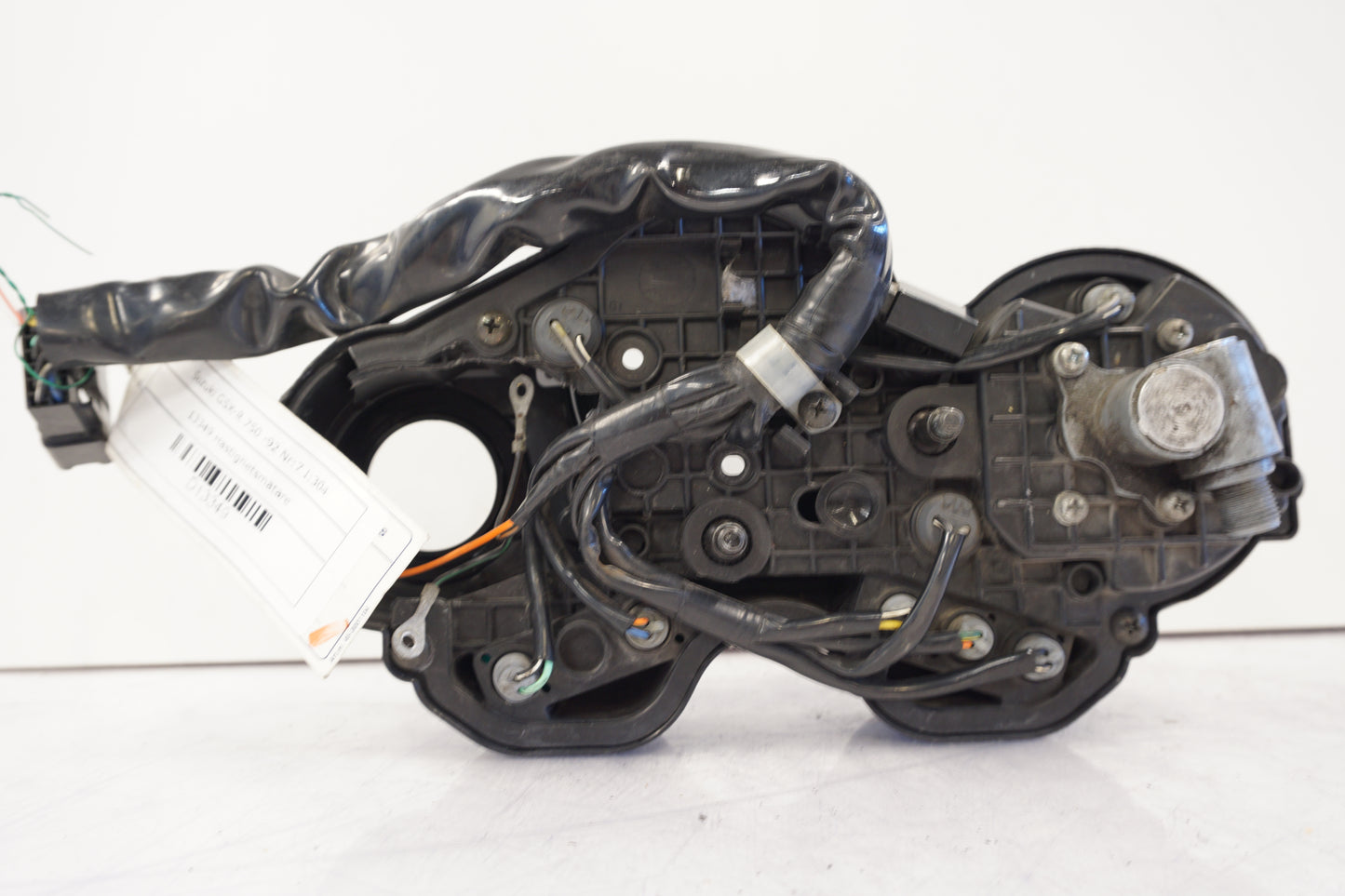 Snett nerifrån på Hastighetsmätare från en Suzuki GSX-R 750 -1992 motorcykel.