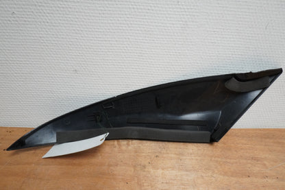 Höger sida på Sidkåpa från en Yamaha YZF R6 -2008 motorcykel.