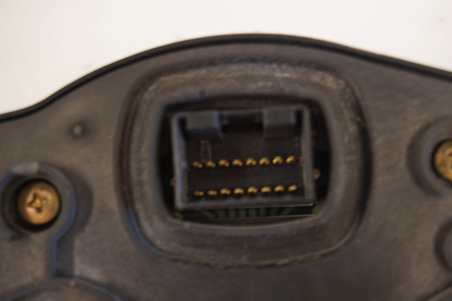 Extrabild1 på Instrumentpanel från en Suzuki TL 1000 S -1998 motorcykel.