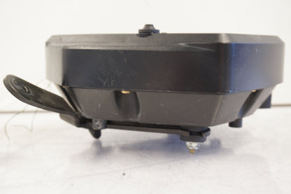 Höger sida på Instrumentpanel från en Suzuki LS 650 -1996 motorcykel.