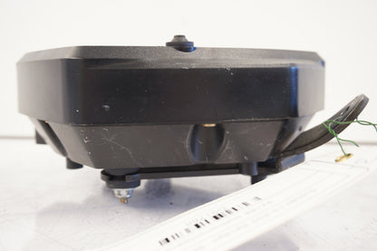 Snett uppifrån på Instrumentpanel från en Suzuki LS 650 -1996 motorcykel.