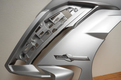 Höger sida på Sidkåpa från en Yamaha FJR 1300 -2016 motorcykel.