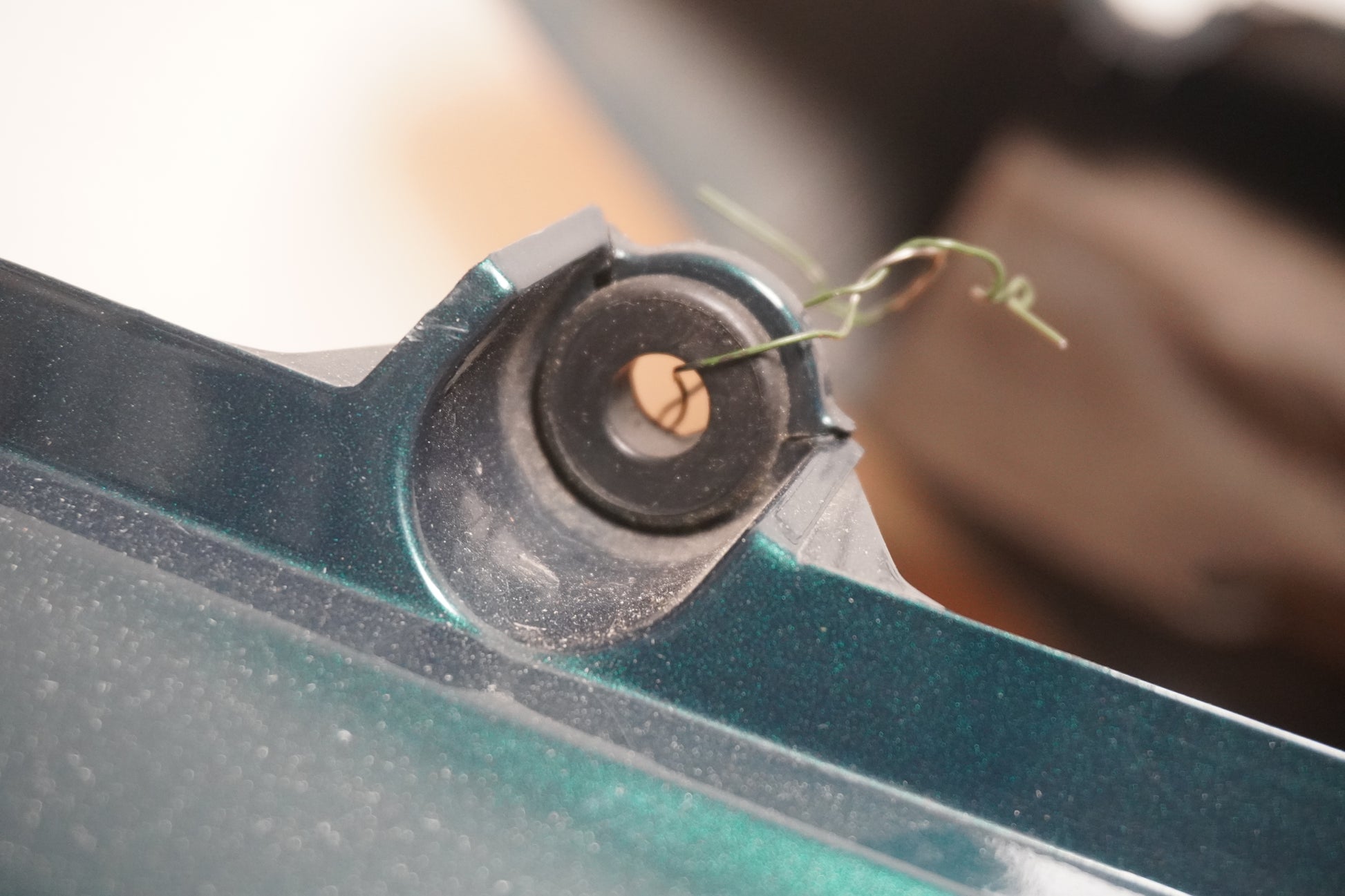 Extrabild2 på Bakvinge från en Yamaha XJR 1300 -1999 motorcykel.