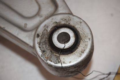 Vänster sida på Slutväxel från en BMW K 1200 RS -2003 motorcykel.