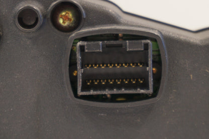 Extrabild1 på Instrumentpanel från en Suzuki GSX-R 600 -2000 motorcykel.