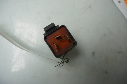 relè per indicatori di direzione