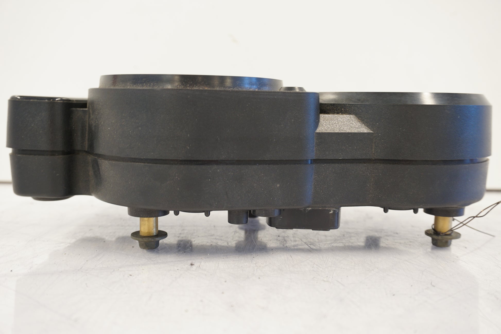 Vänster sida på Instrumentpanel från en Suzuki GSX-R 600 -1999 motorcykel.