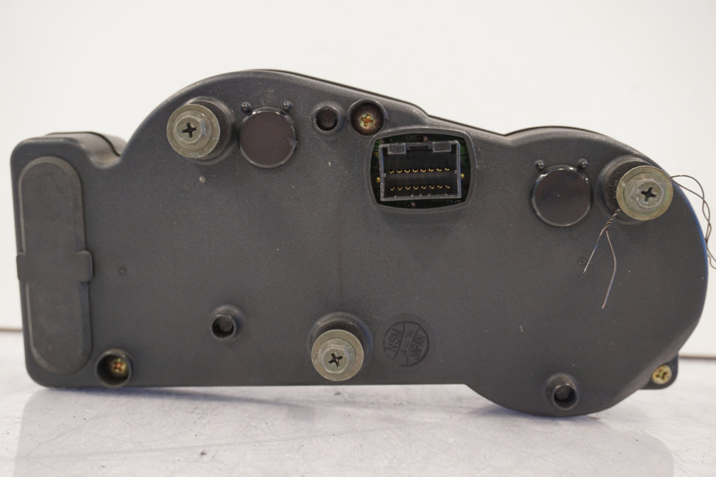 Snett nerifrån på Instrumentpanel från en Suzuki GSX-R 600 -1999 motorcykel.