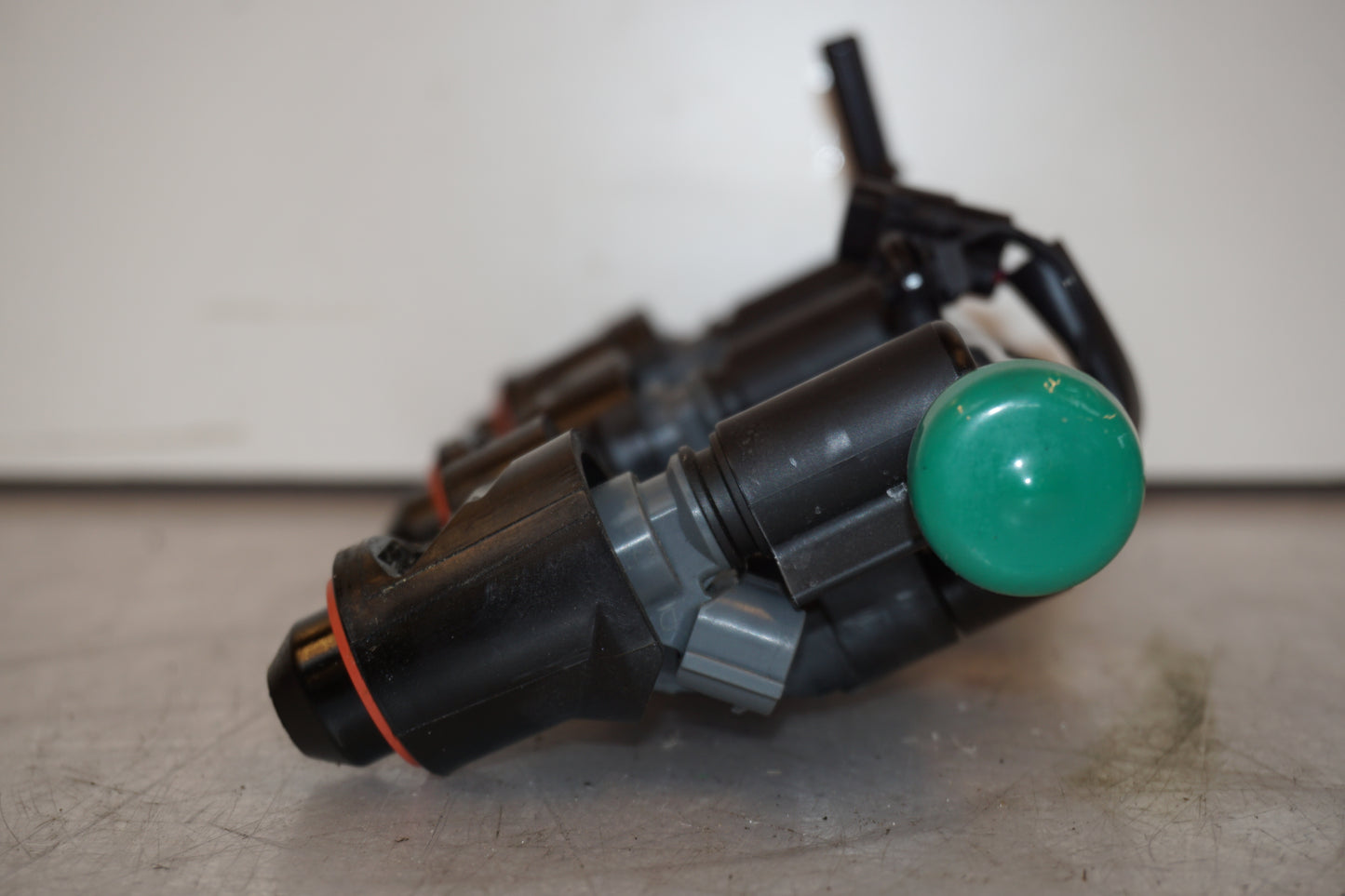 Extrabild1 på Fuel Rail från en Yamaha MT-09 Tracer -2016 motorcykel.