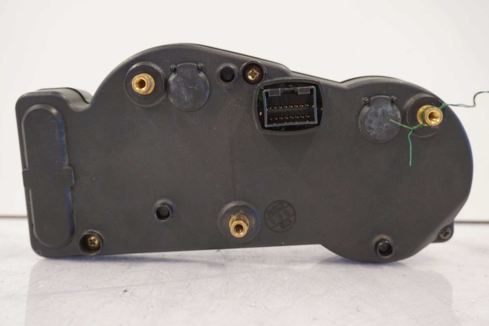 Snett nerifrån på Instrumentpanel från en Suzuki GSX-R 600 -1997 motorcykel.