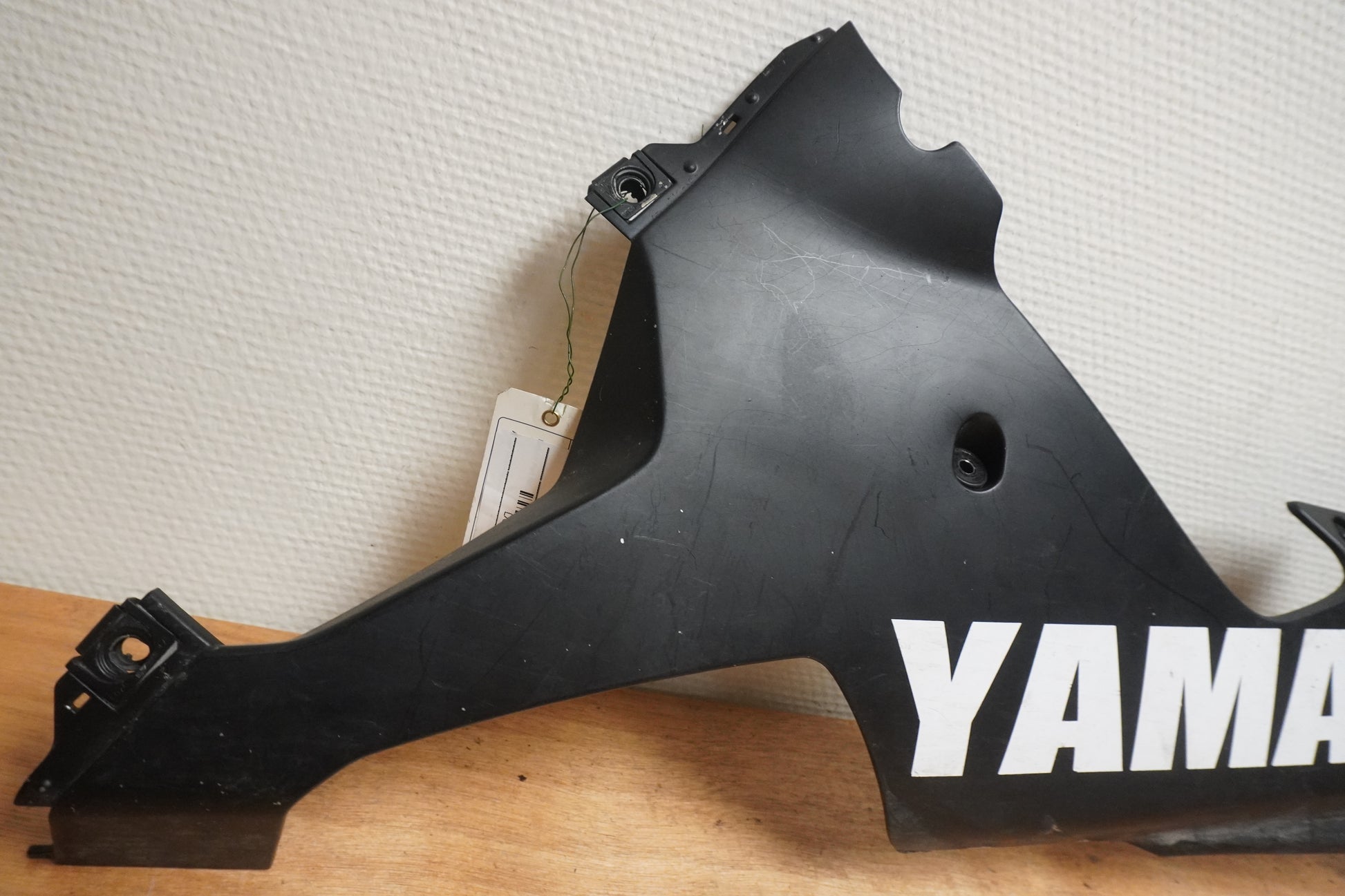 Baksidan på Magkåpa från en Yamaha YZF 1000 R1 -2003 motorcykel.