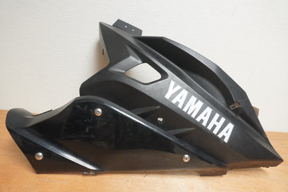 Framsidan på Magkåpa från en Yamaha YZF-R 125 -2009 motorcykel.