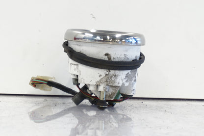 Höger sida på Hastighetsmätare från en Kawasaki VN 800 -1998 motorcykel.