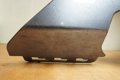 Baksidan på Magkåpa från en Yamaha YZF 1000 R1 -2005 motorcykel.